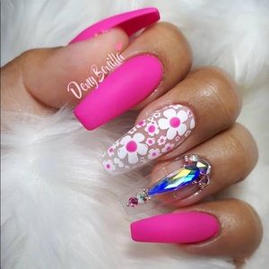 Meet your Posher, Estefania